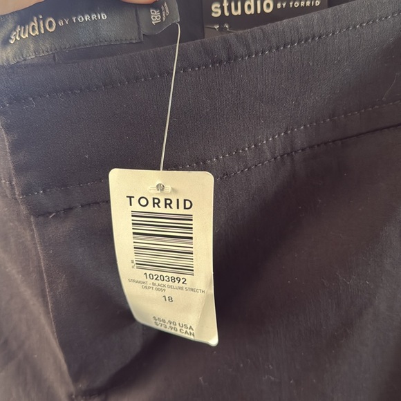 Studio by Torrid Straight leg 18R - Picture 4 of 4